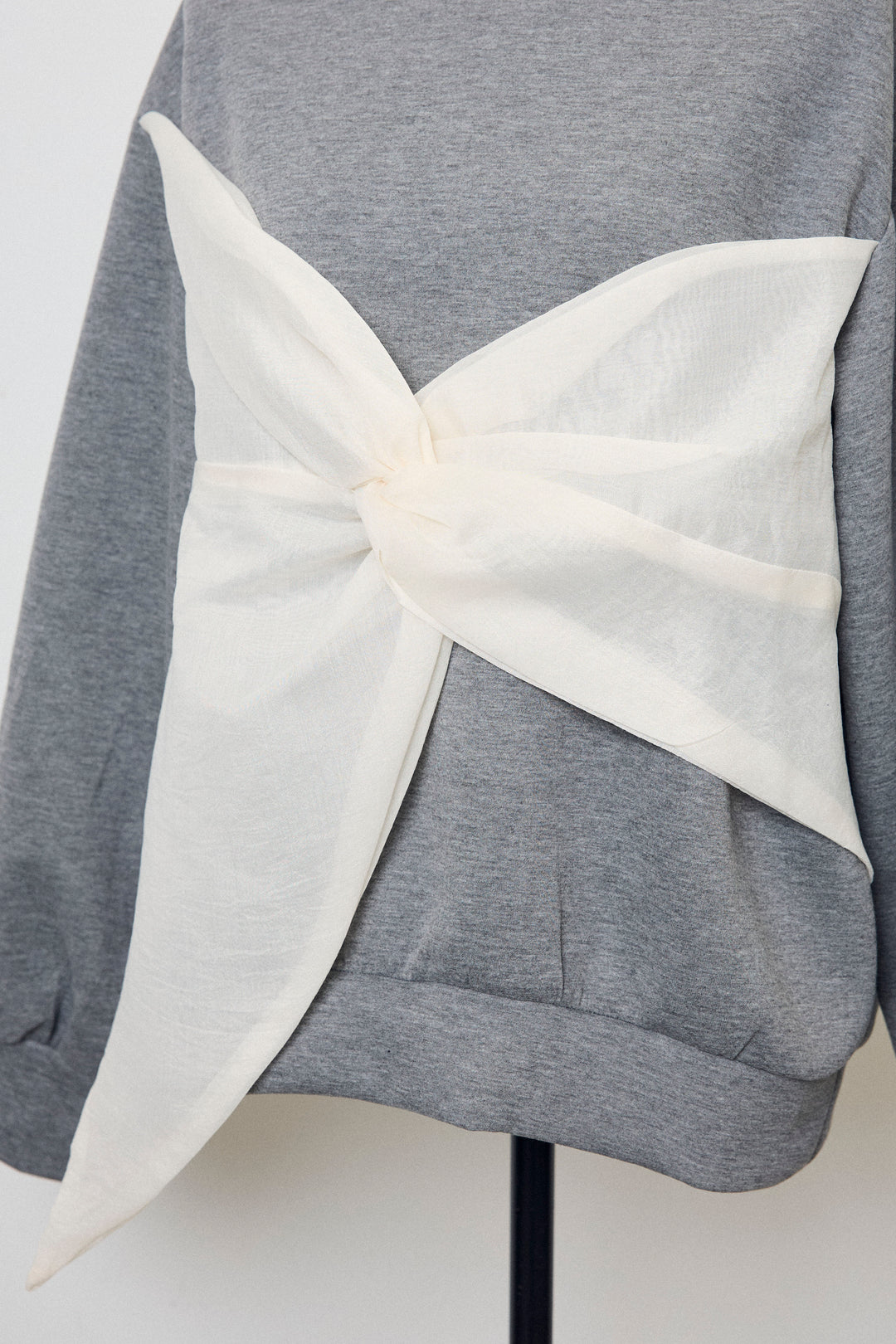 [予約]オーガンジーBIGリボンプルオーバー