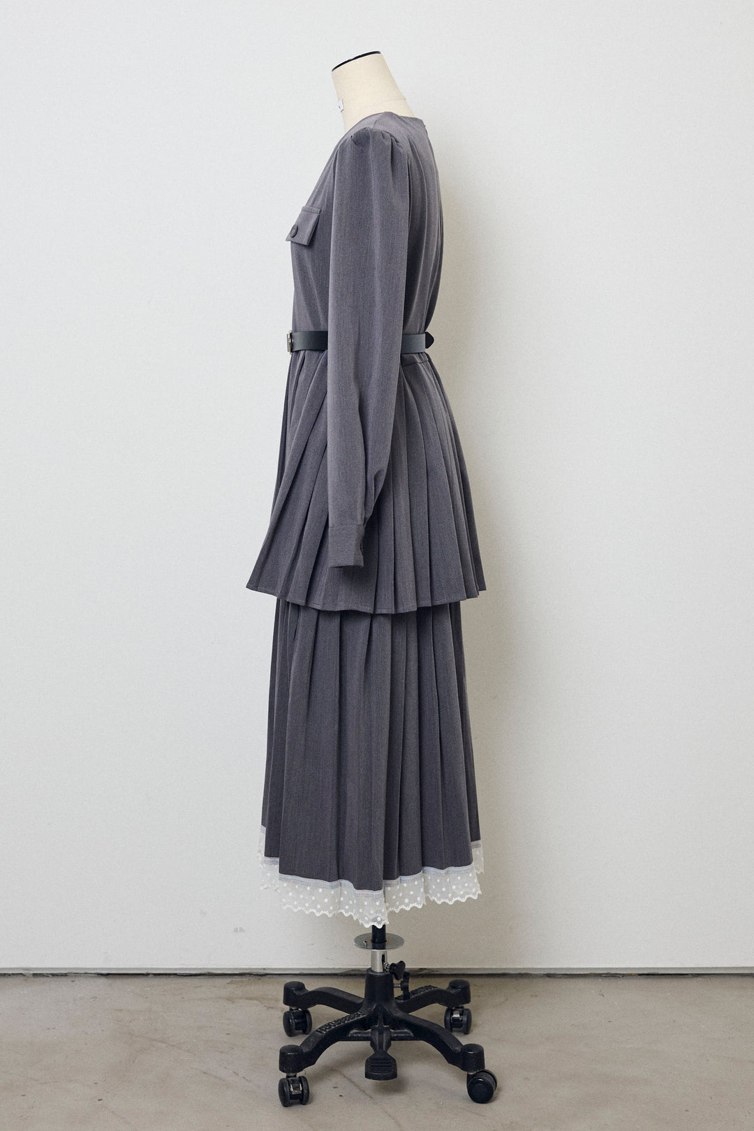 [予約]ダブルプリーツクラシカルワンピース