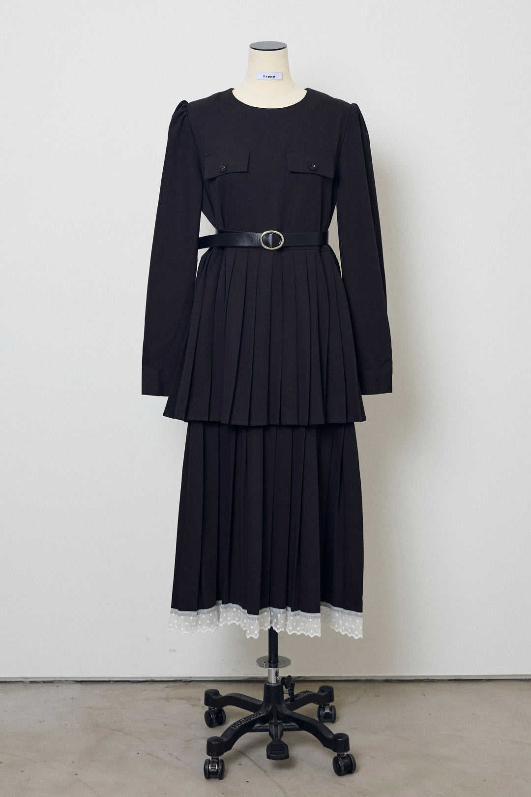 [予約]ダブルプリーツクラシカルワンピース