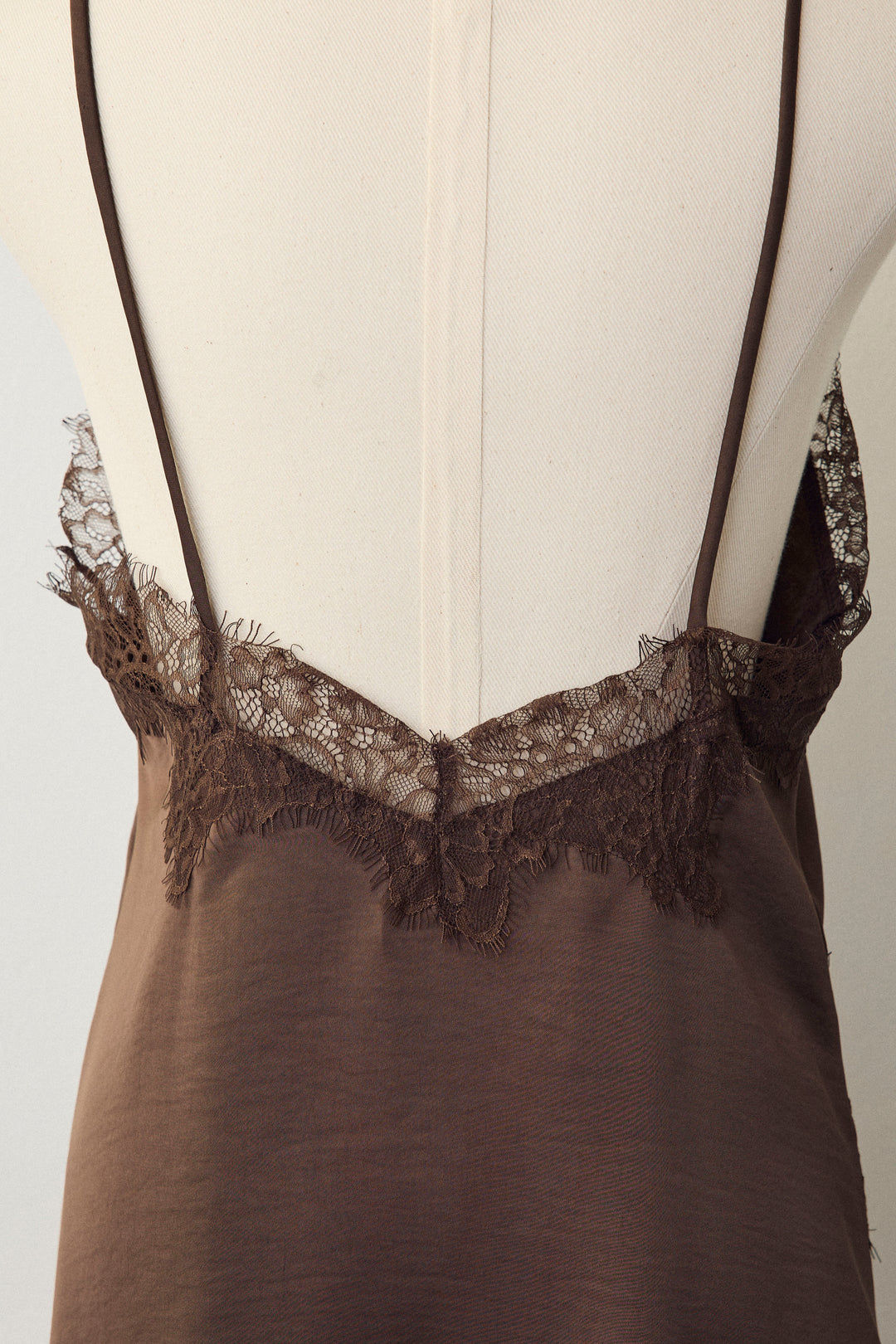 [予約]アシメデザインサテン×レースキャミ