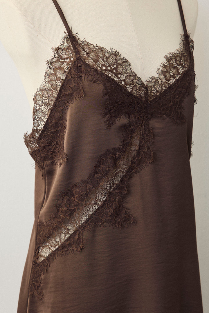 [予約]アシメデザインサテン×レースキャミ