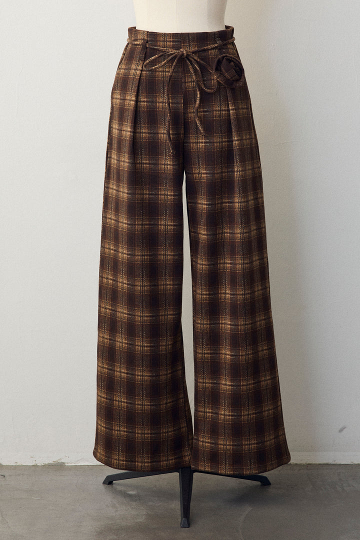 [予約]クラシカルチェックフラワーモチーフ付きパンツ