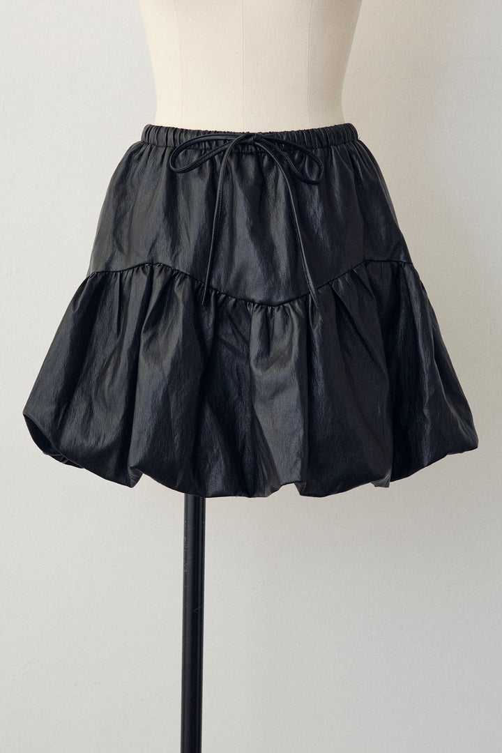 [予約]フェイクレザーティアードバルーンミニスカート