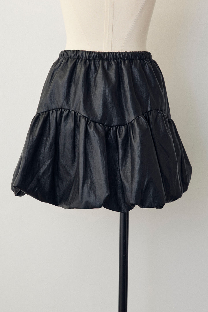 [予約]フェイクレザーティアードバルーンミニスカート