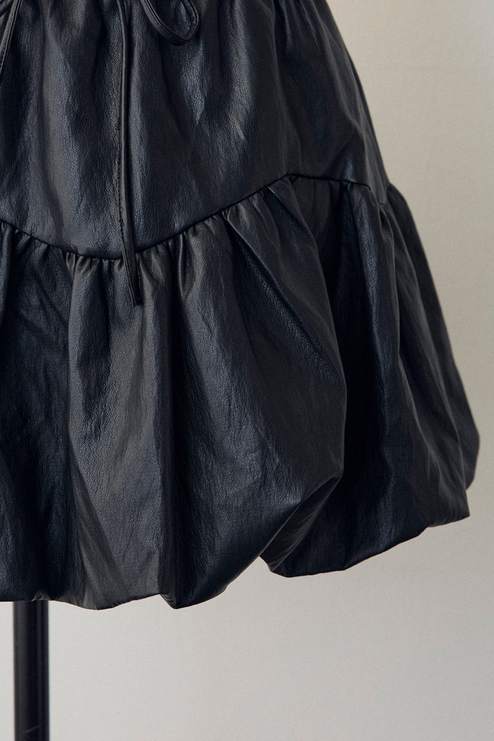 [予約]フェイクレザーティアードバルーンミニスカート