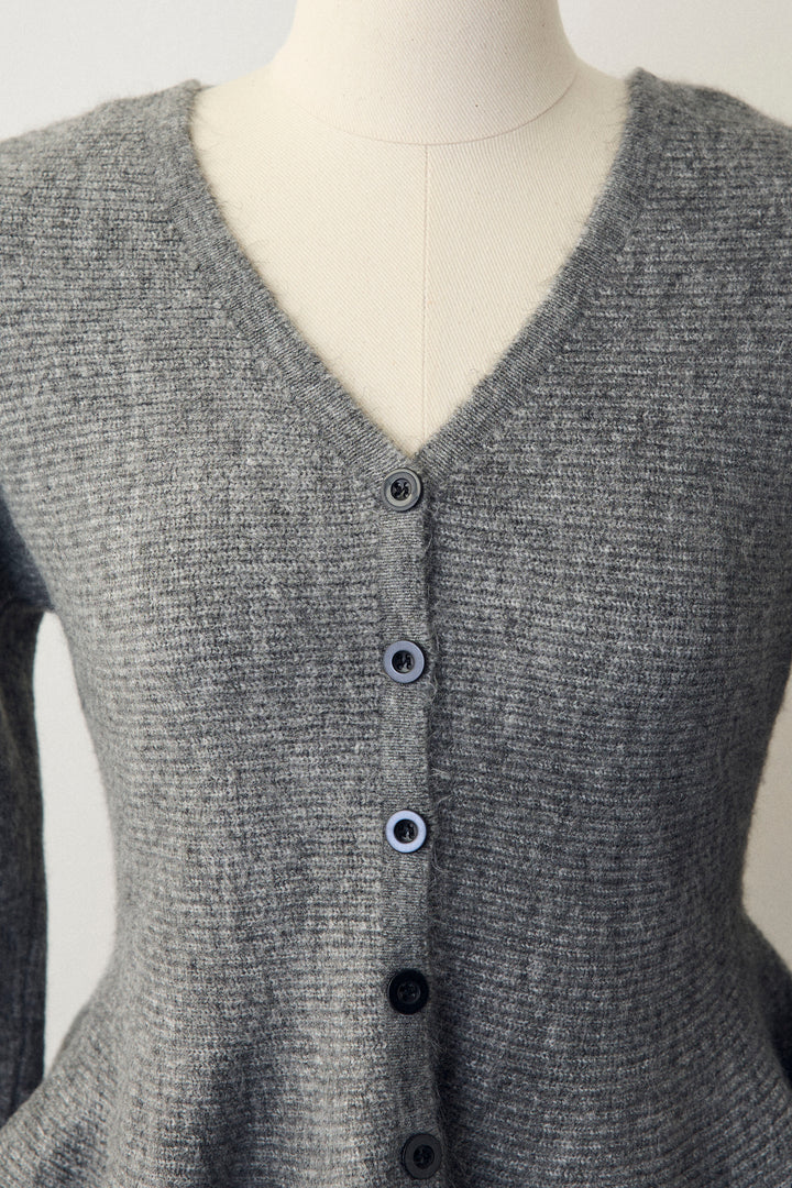 [予約]美ラインペプラムニットセットアップ