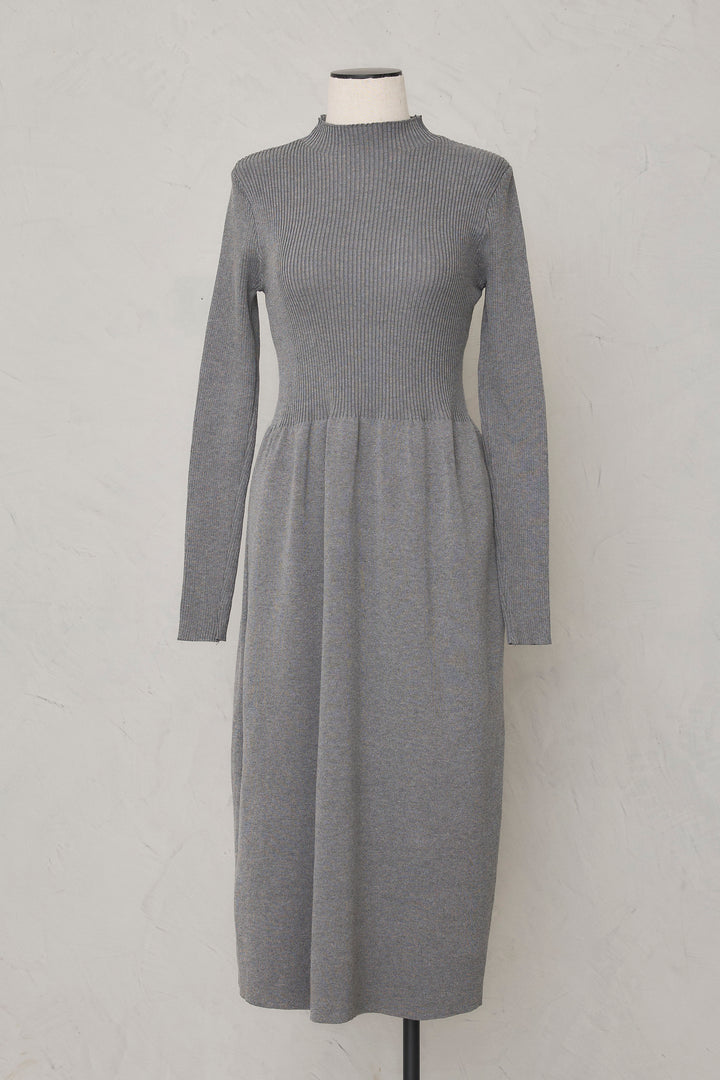 [予約]リブセミフレアニットワンピース