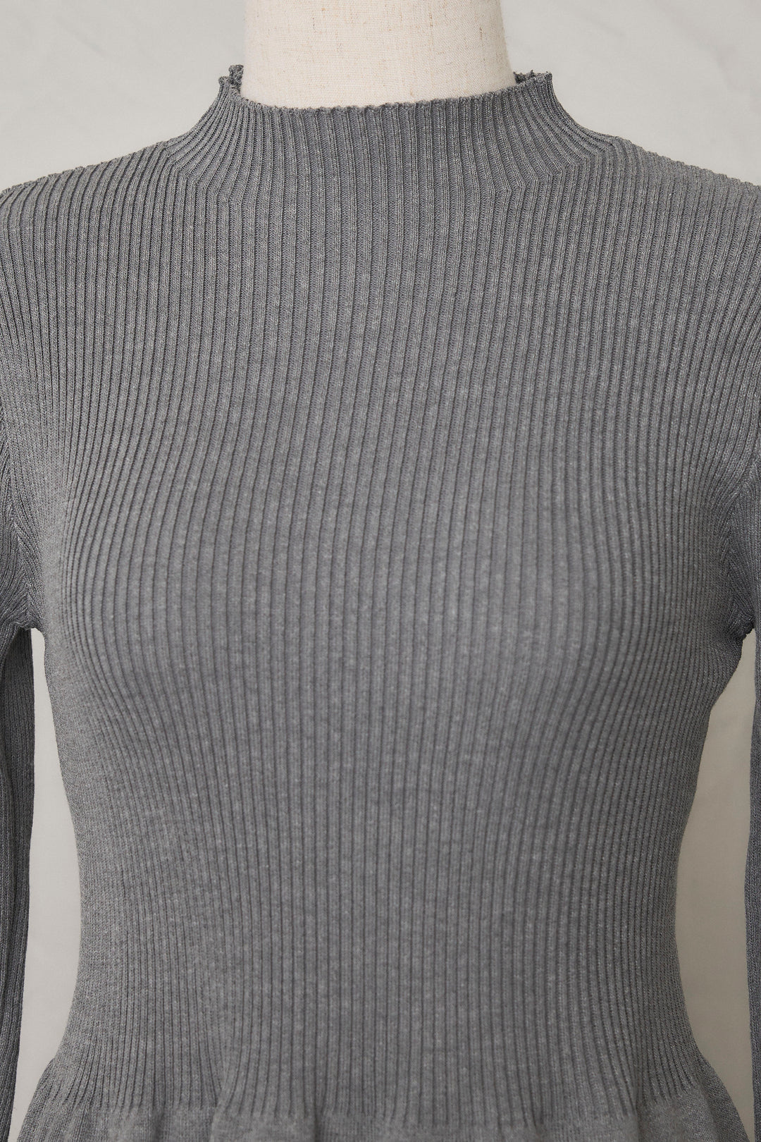 [予約]リブセミフレアニットワンピース