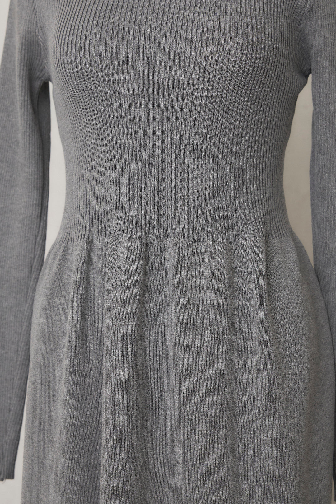 [予約]リブセミフレアニットワンピース