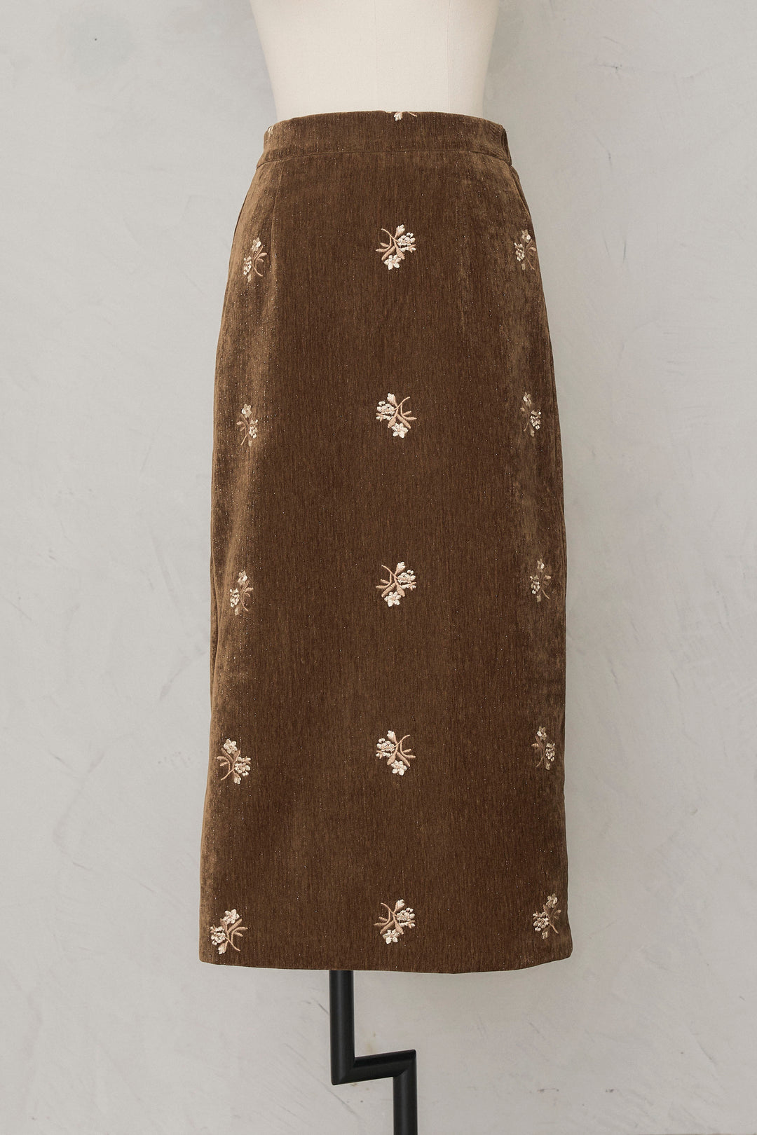 [予約]ヴィンテージフラワー刺繍ラメベロアセットアップ