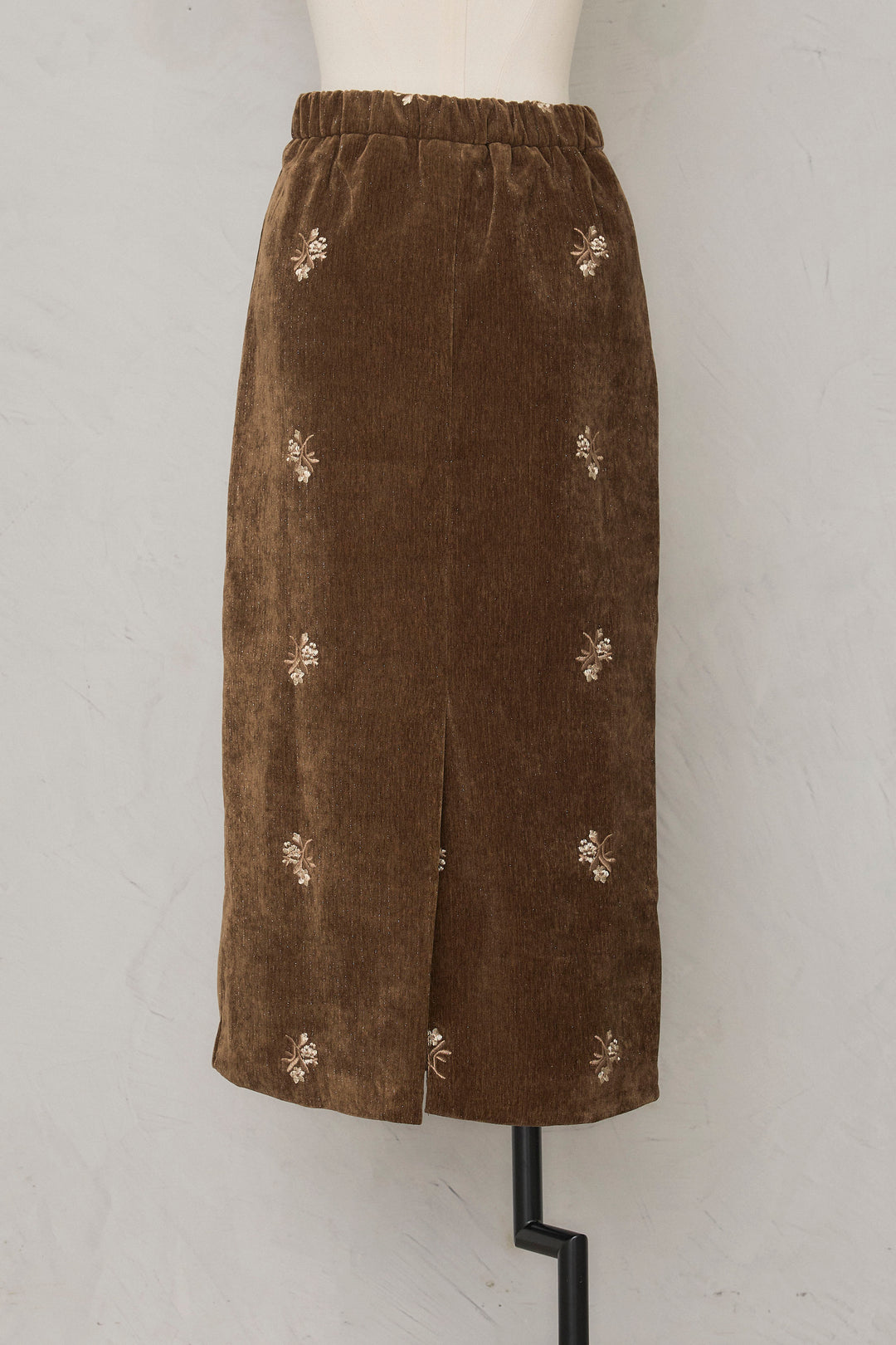 [予約]ヴィンテージフラワー刺繍ラメベロアセットアップ