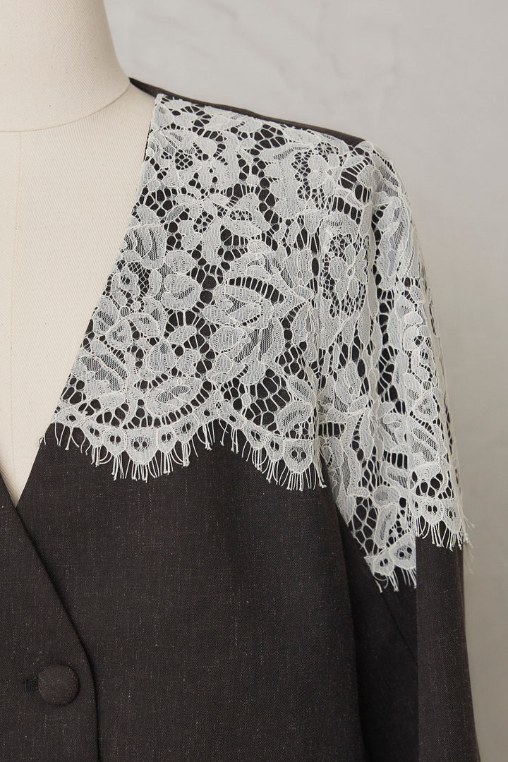 [予約]ショルダーレースデザインジャケット