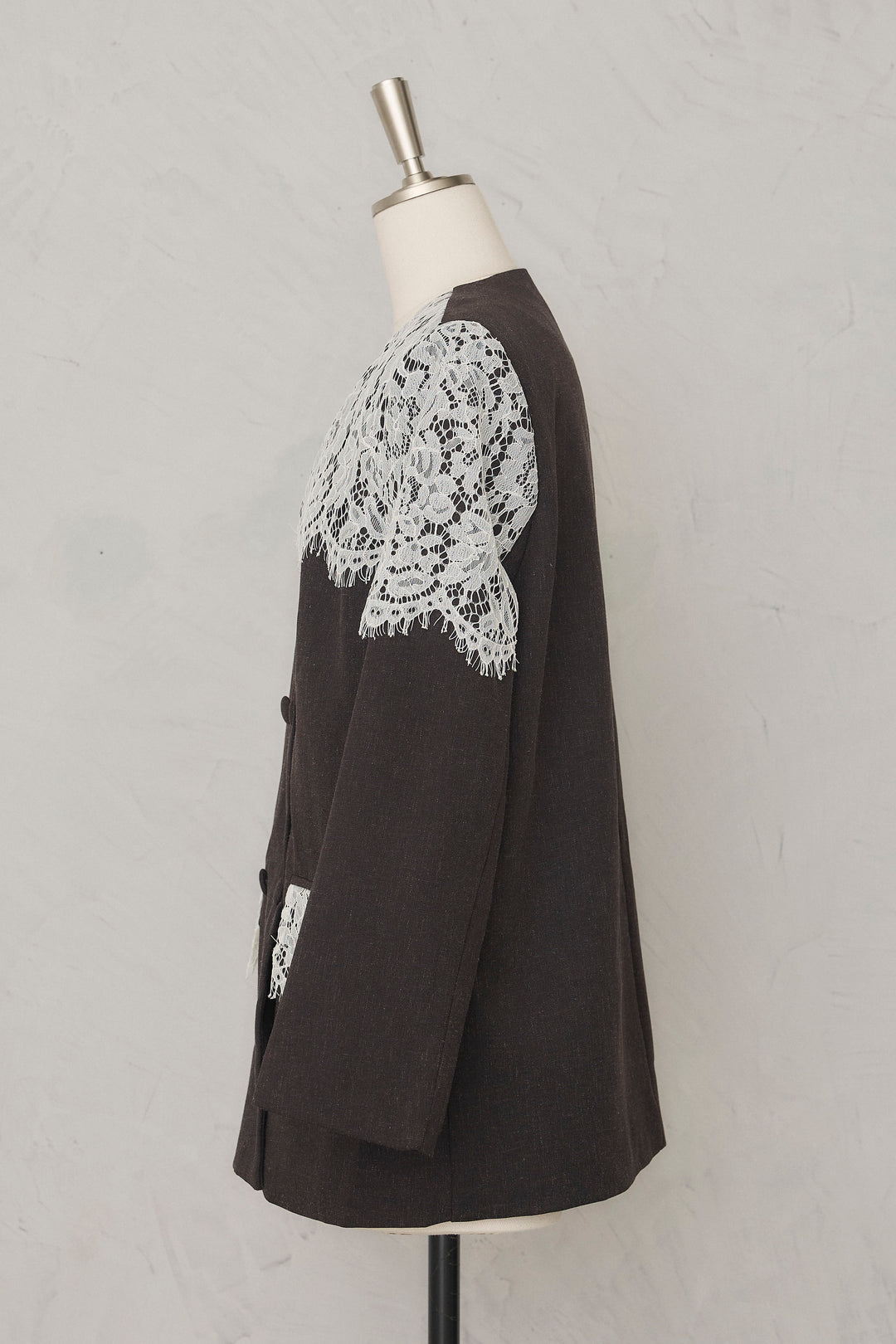 [予約]ショルダーレースデザインジャケット