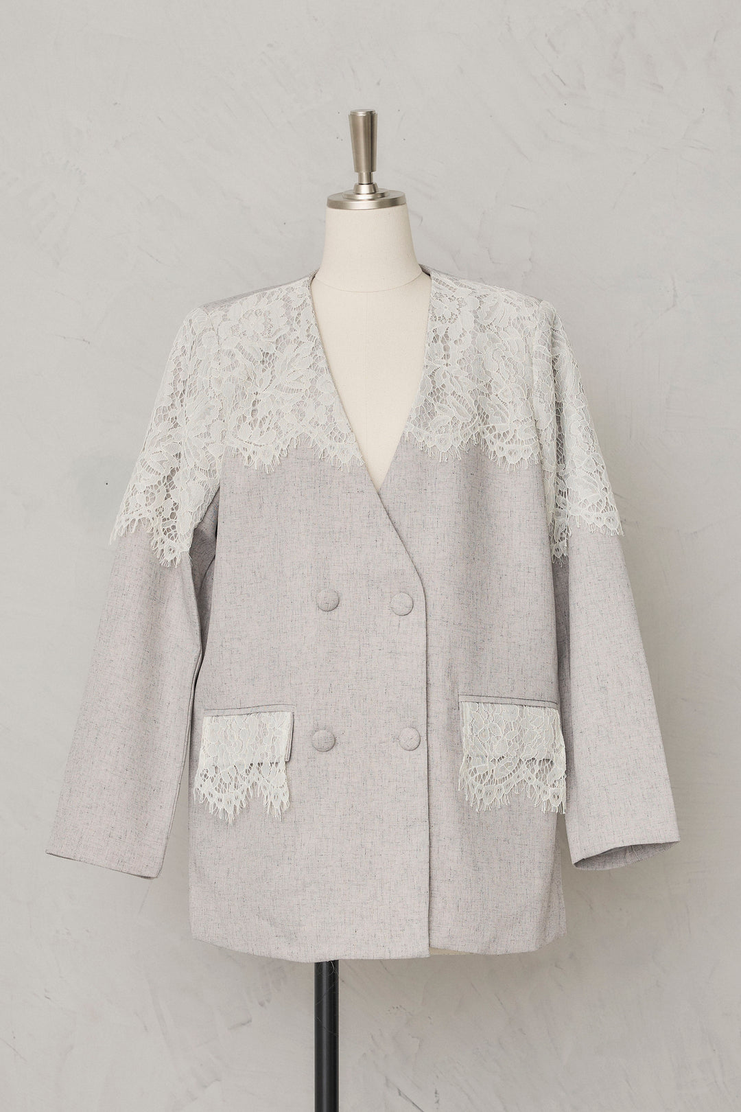 [予約]ショルダーレースデザインジャケット