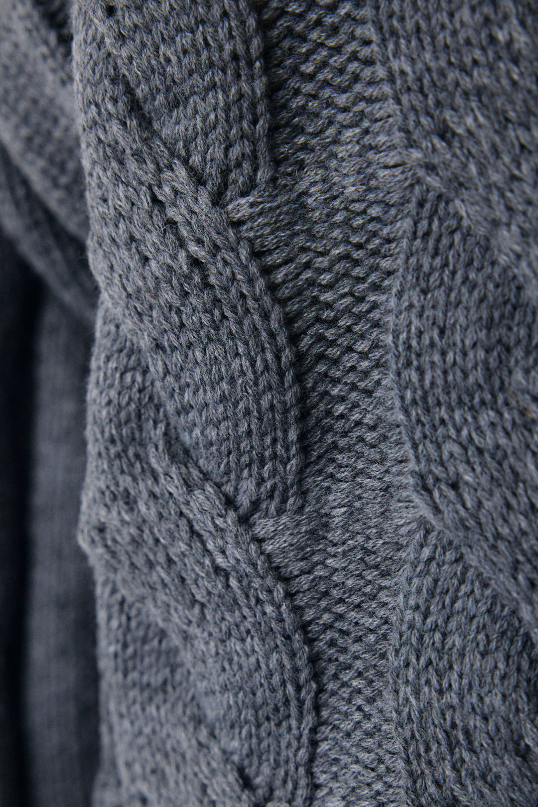 [予約]ネックパールケーブル編みニット