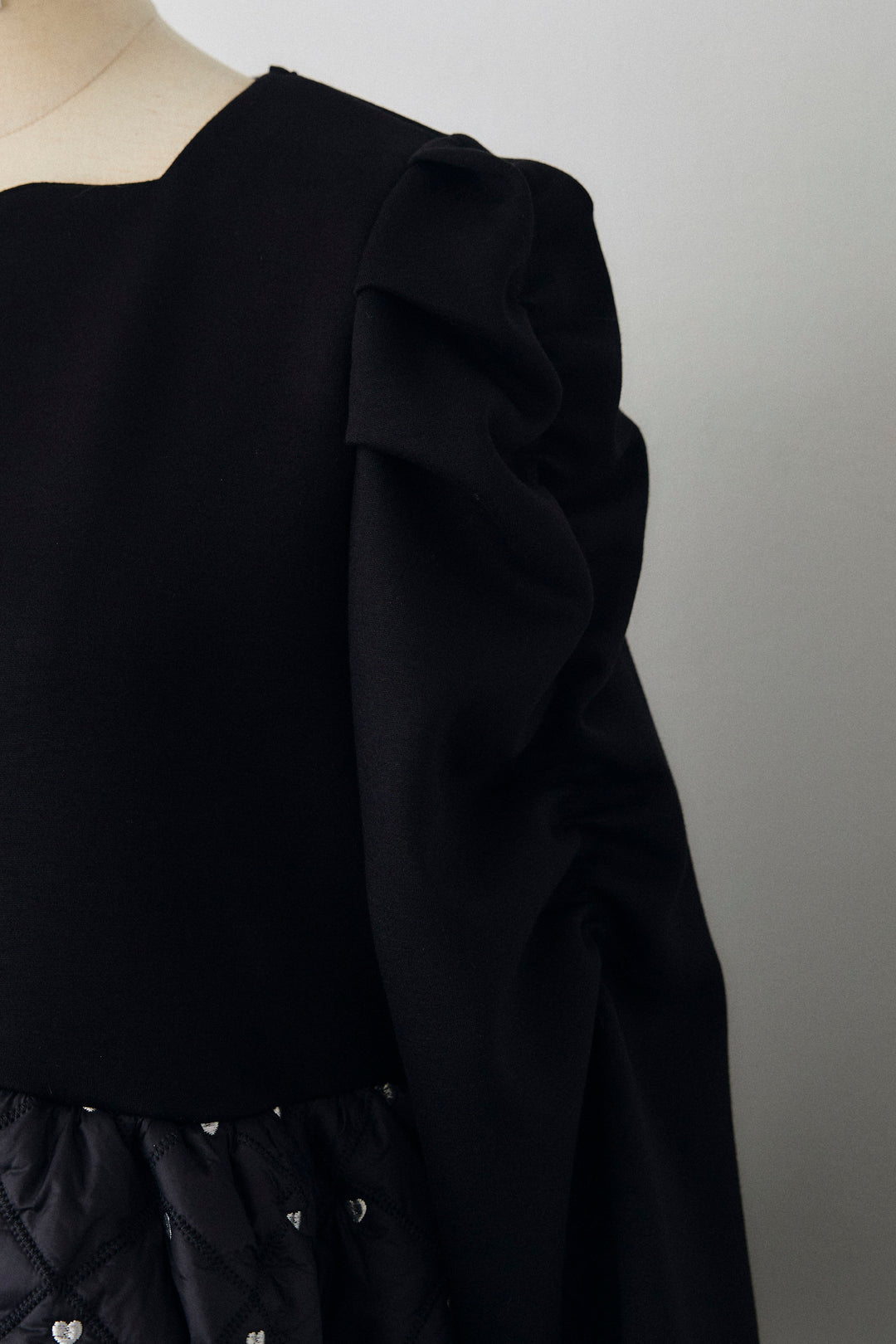 [予約]ハートキルティングドッキングぺプラムチュニック