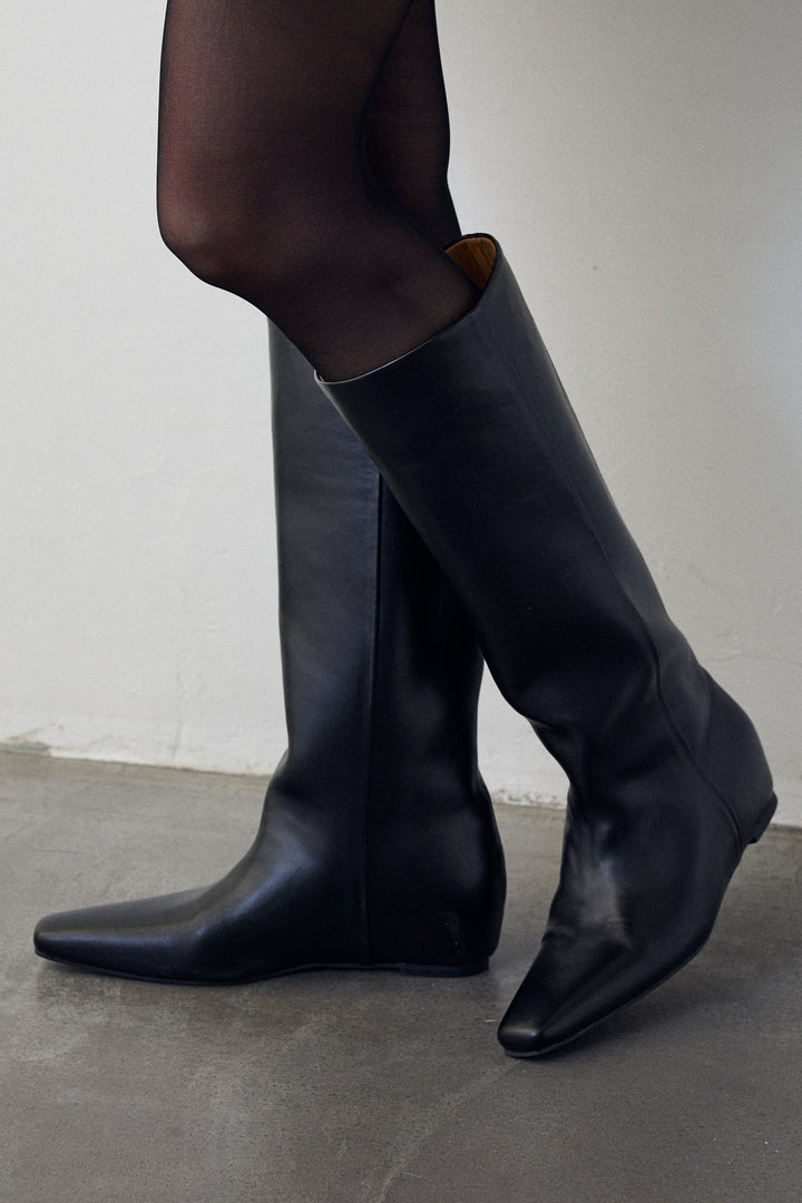 [予約]美シルエットインソールロングブーツ