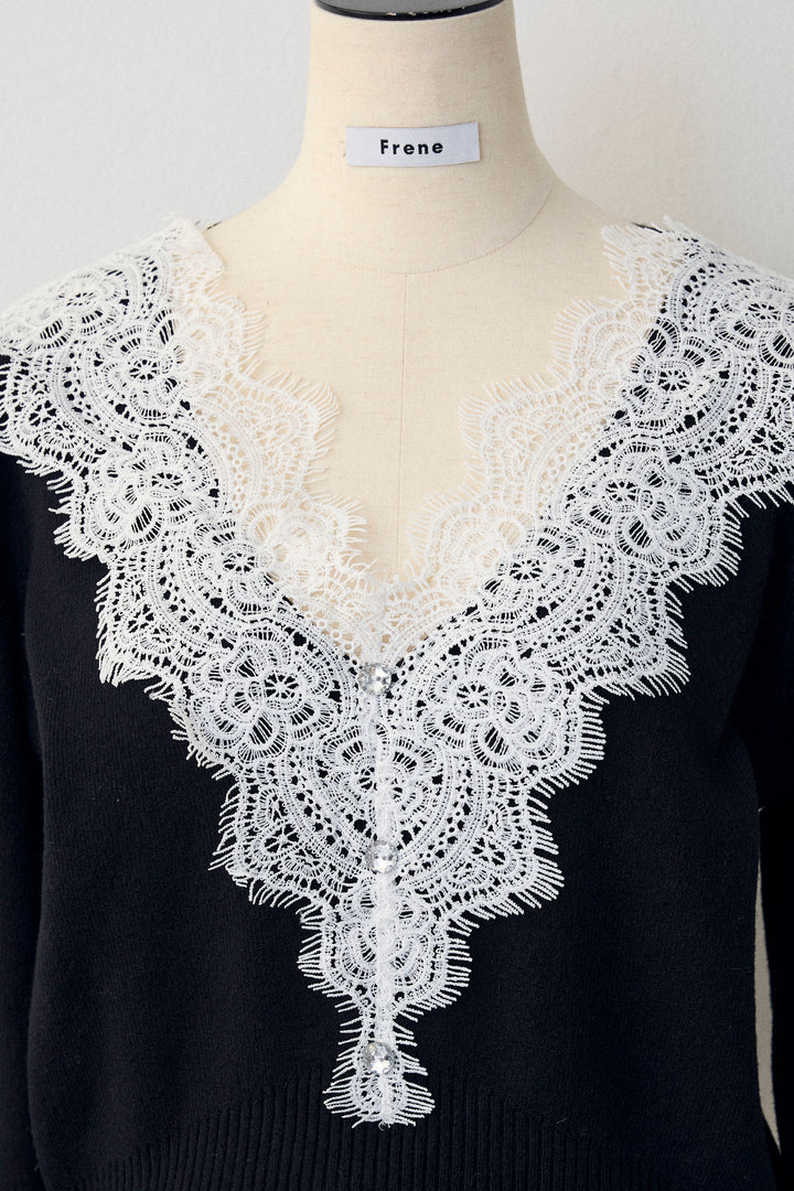 [予約]Vレースデザインニットプルオーバー
