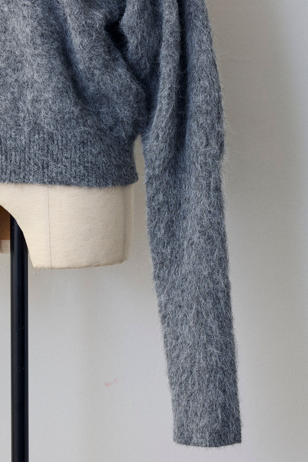 [予約]モヘアパフスリーブプルオーバー