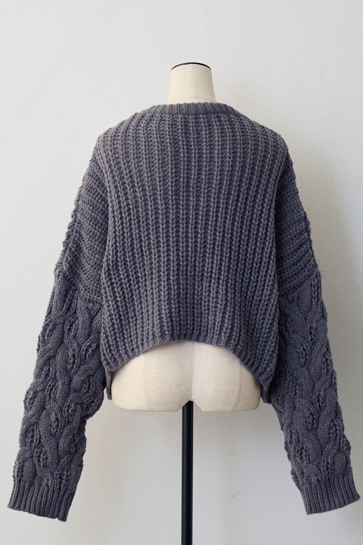 [予約]ニュアンスケーブルクロップドニット