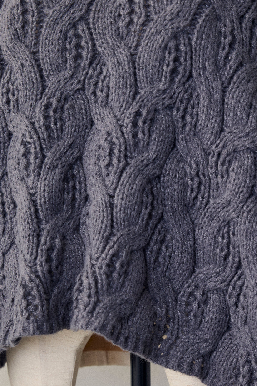 [予約]ニュアンスケーブルクロップドニット