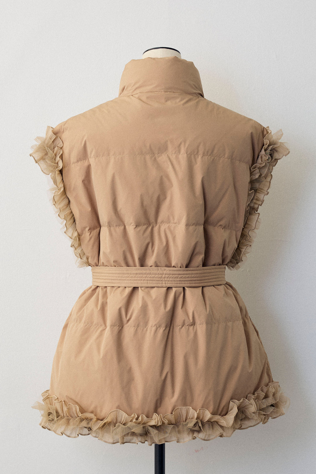 [予約]フリルチュールスリーブ美ラインベスト