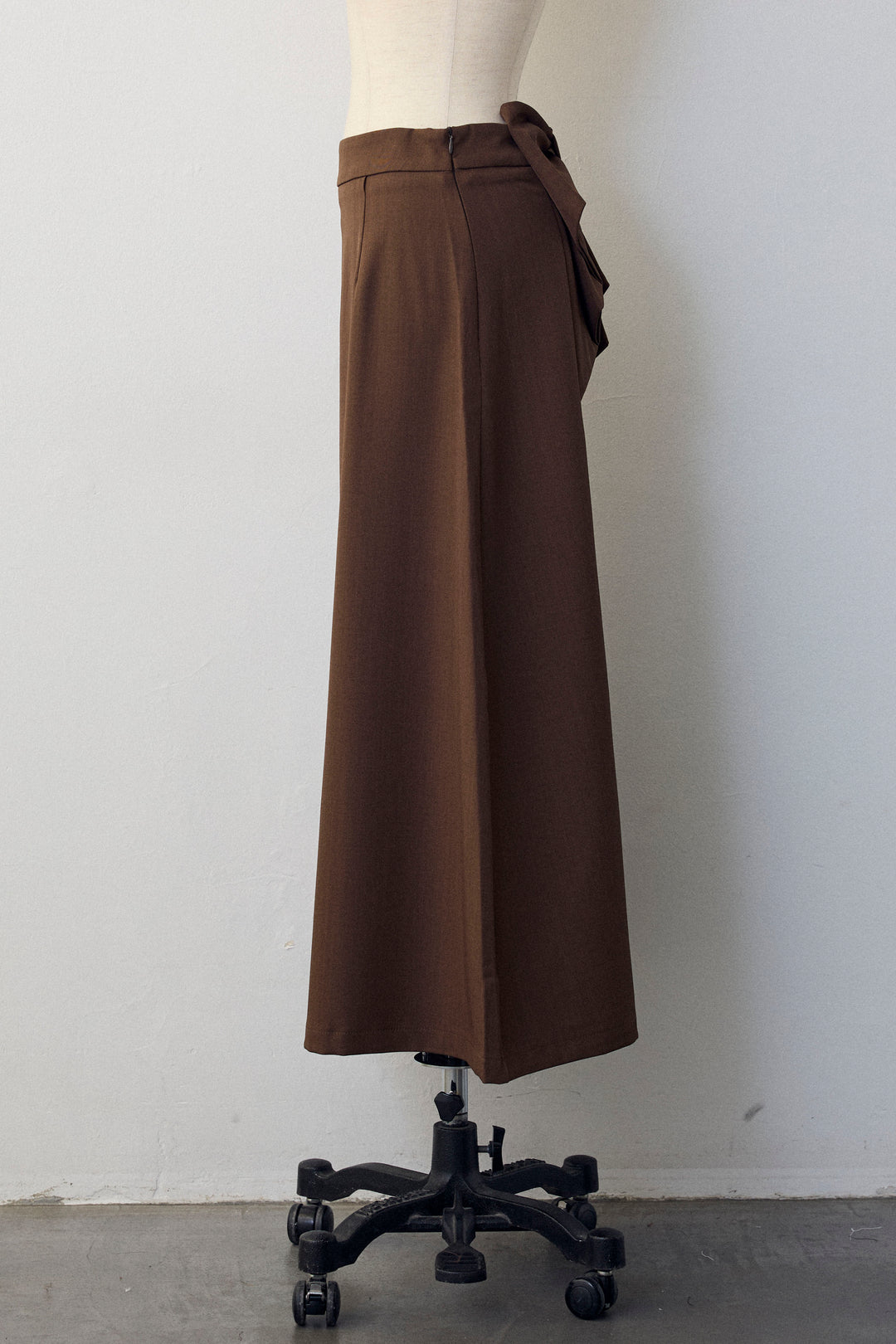 [予約]バックリボンセミフレアスカート