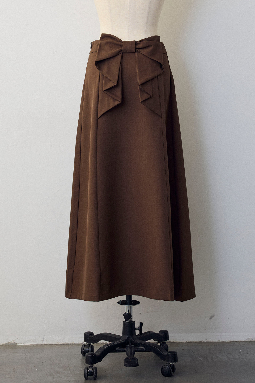 [予約]バックリボンセミフレアスカート