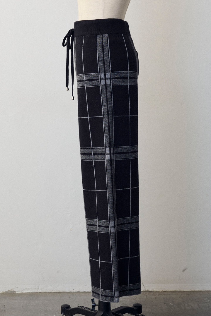 [予約]チェック柄ニットストレートパンツ