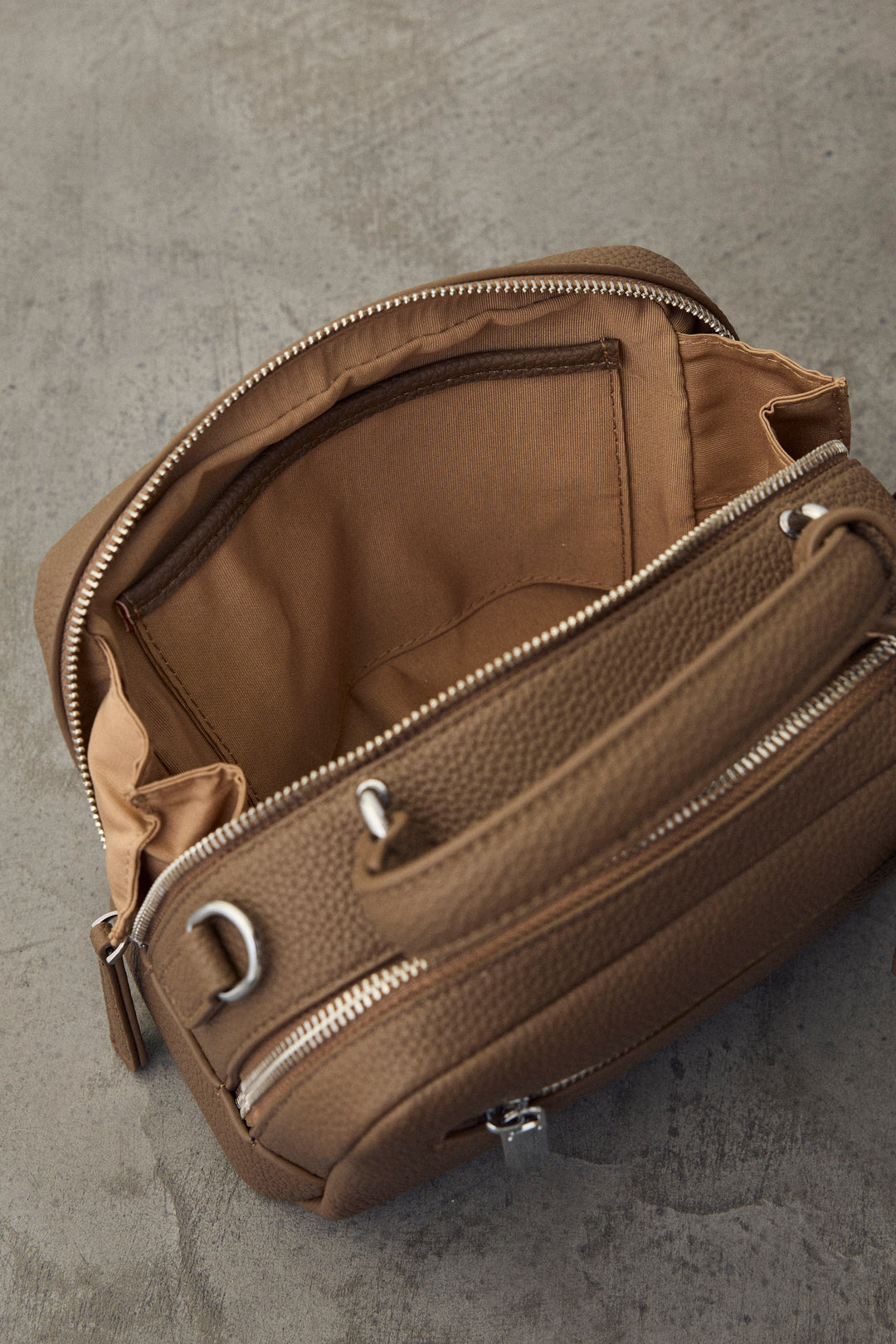 [予約]レザーライクスクエアワンハンドルBAG