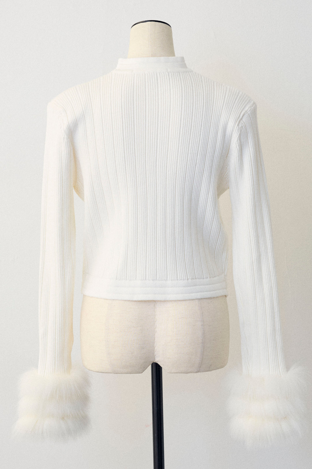 [予約]ダブルファーラインスリーブニットカーデ