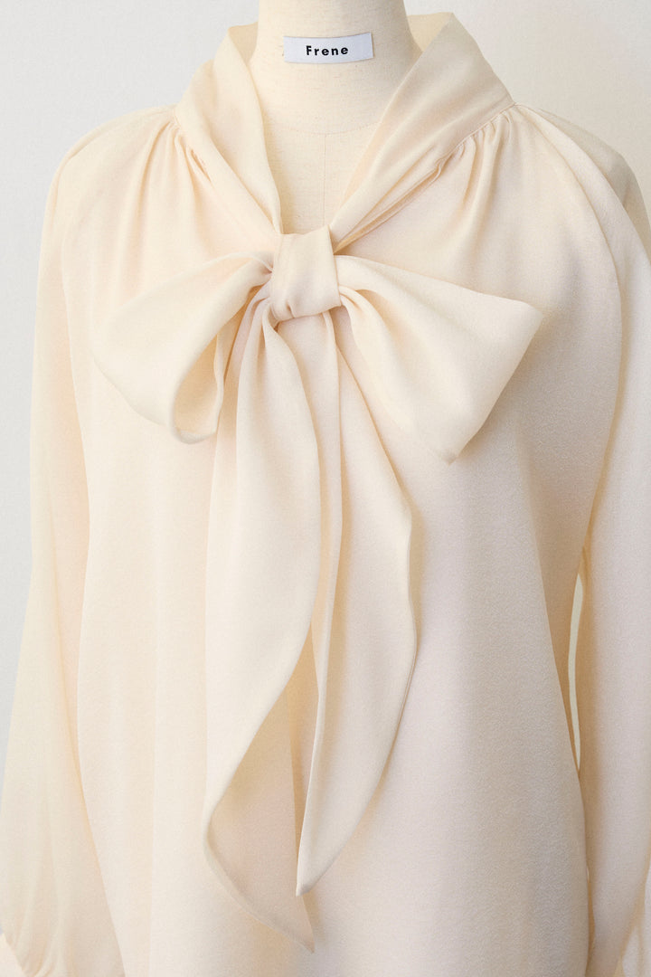 [予約]前後2wayリボンシアーブラウス