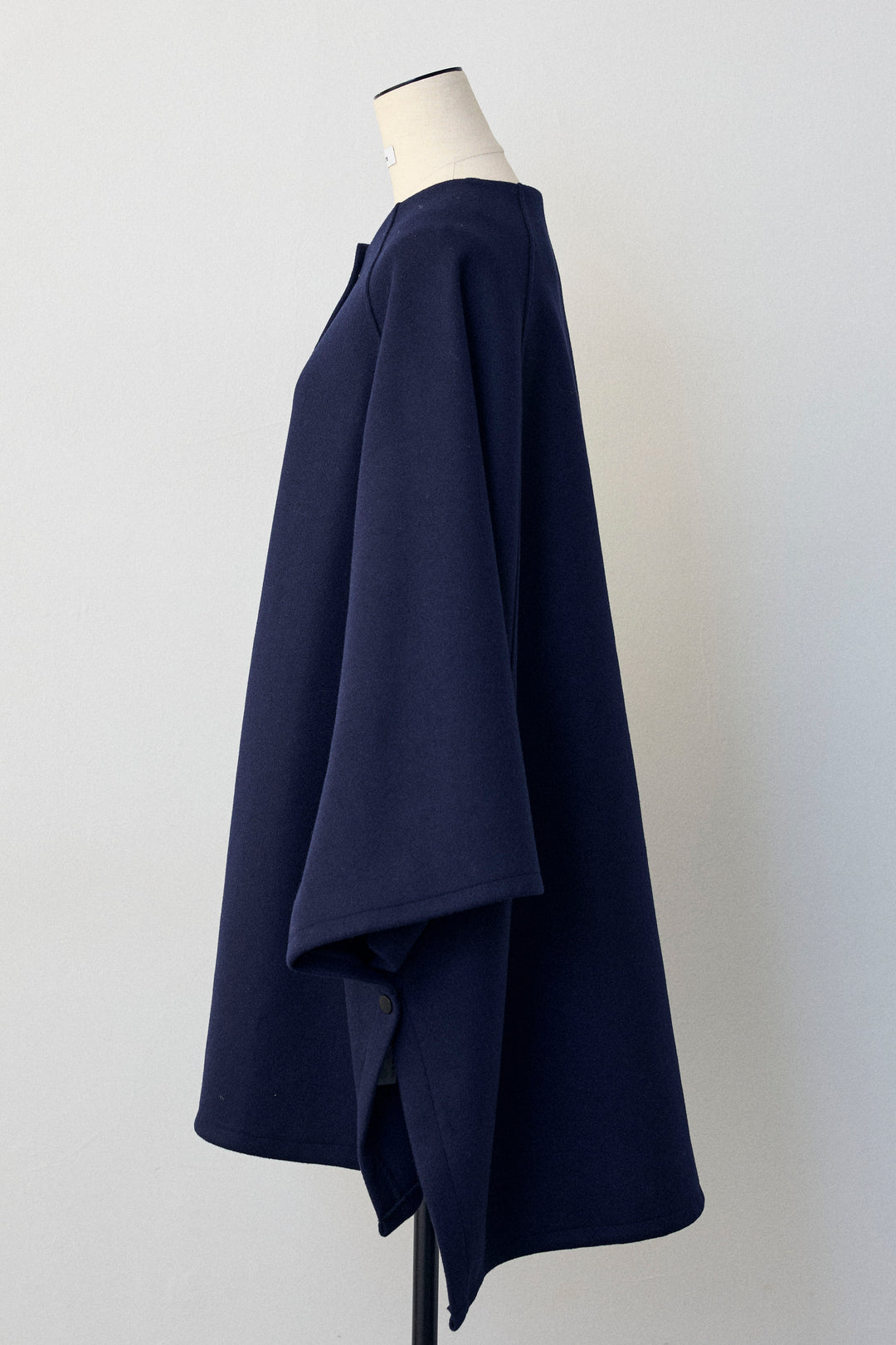 [予約]ウールライクドルマンポンチョコート