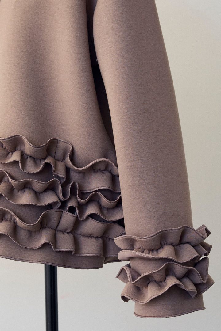 [予約]フリルティアードボンディングクロップドコート