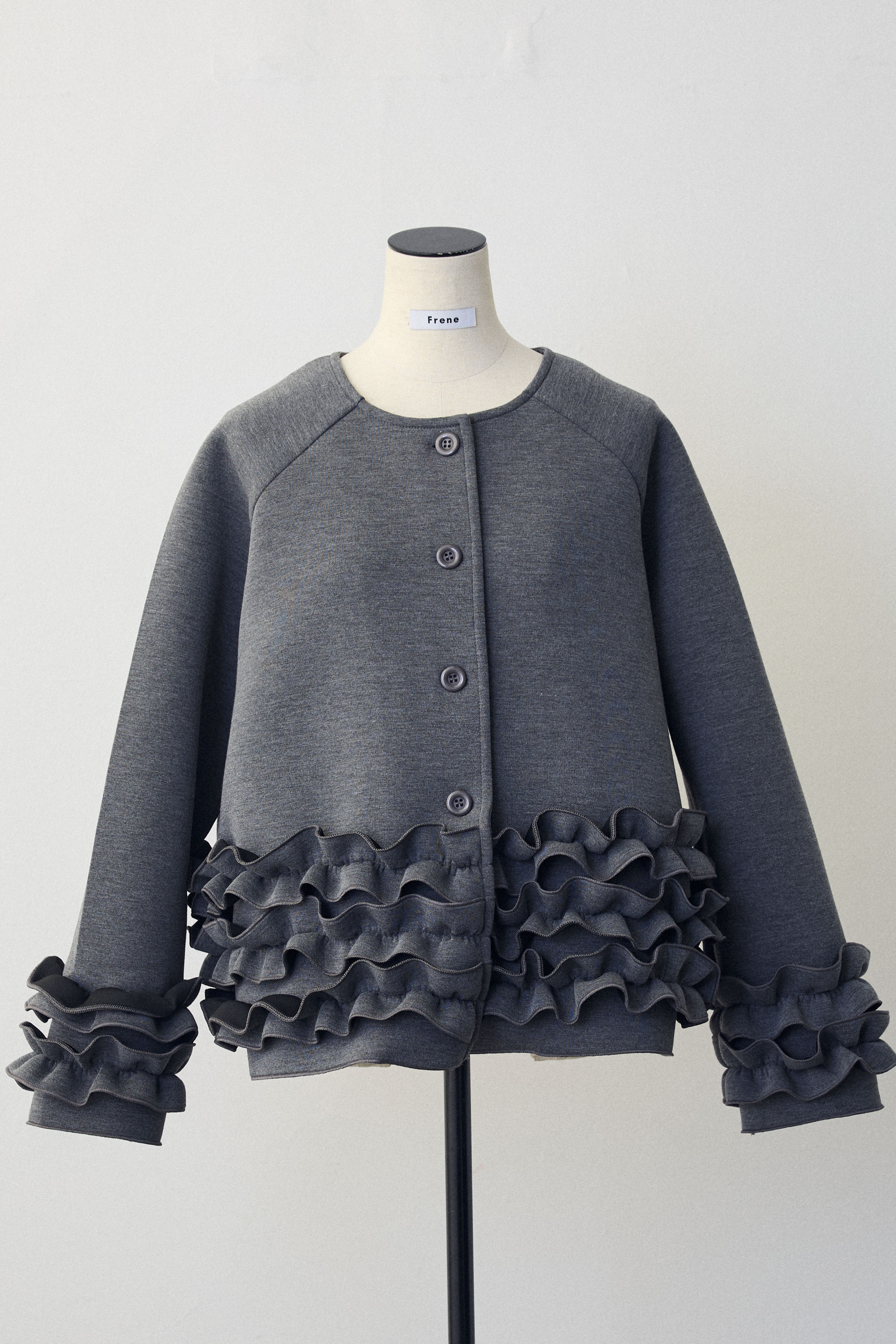 【✨新品タグ付き✨】Frene フラーネ◎袖フレアパールボンディングコート 買ってよかった！〝Frene〟のポケットパール付きコート | Domani