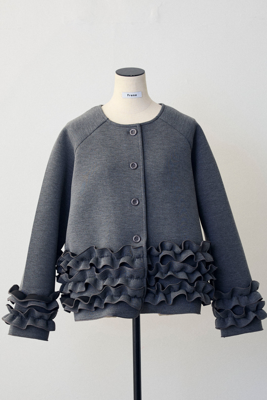 [予約]フリルティアードボンディングクロップドコート