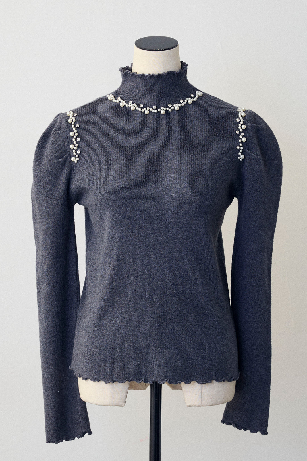 [予約]ネックショルダーパールポイントニット