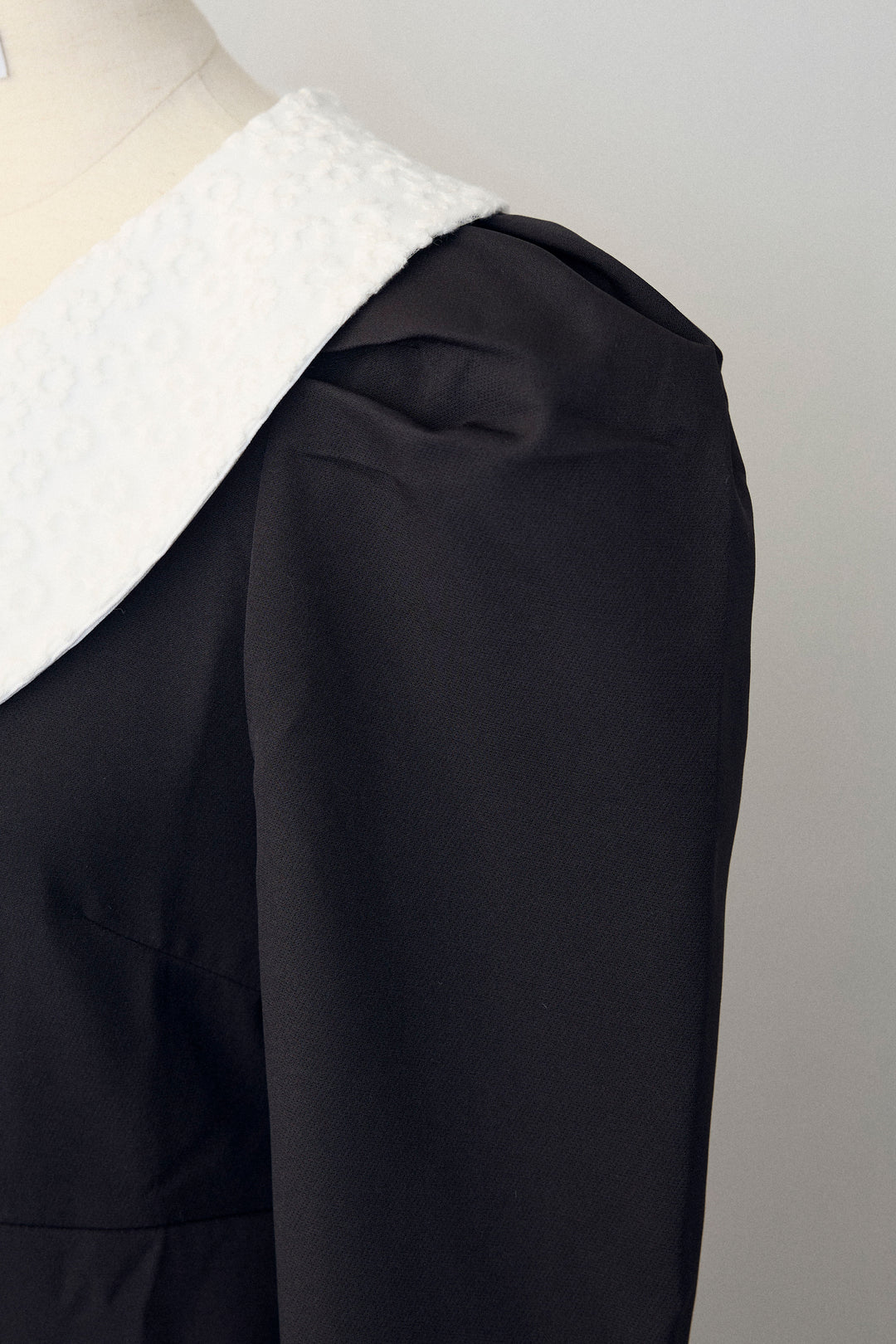 [予約]2wayレースカラーコクーンワンピース