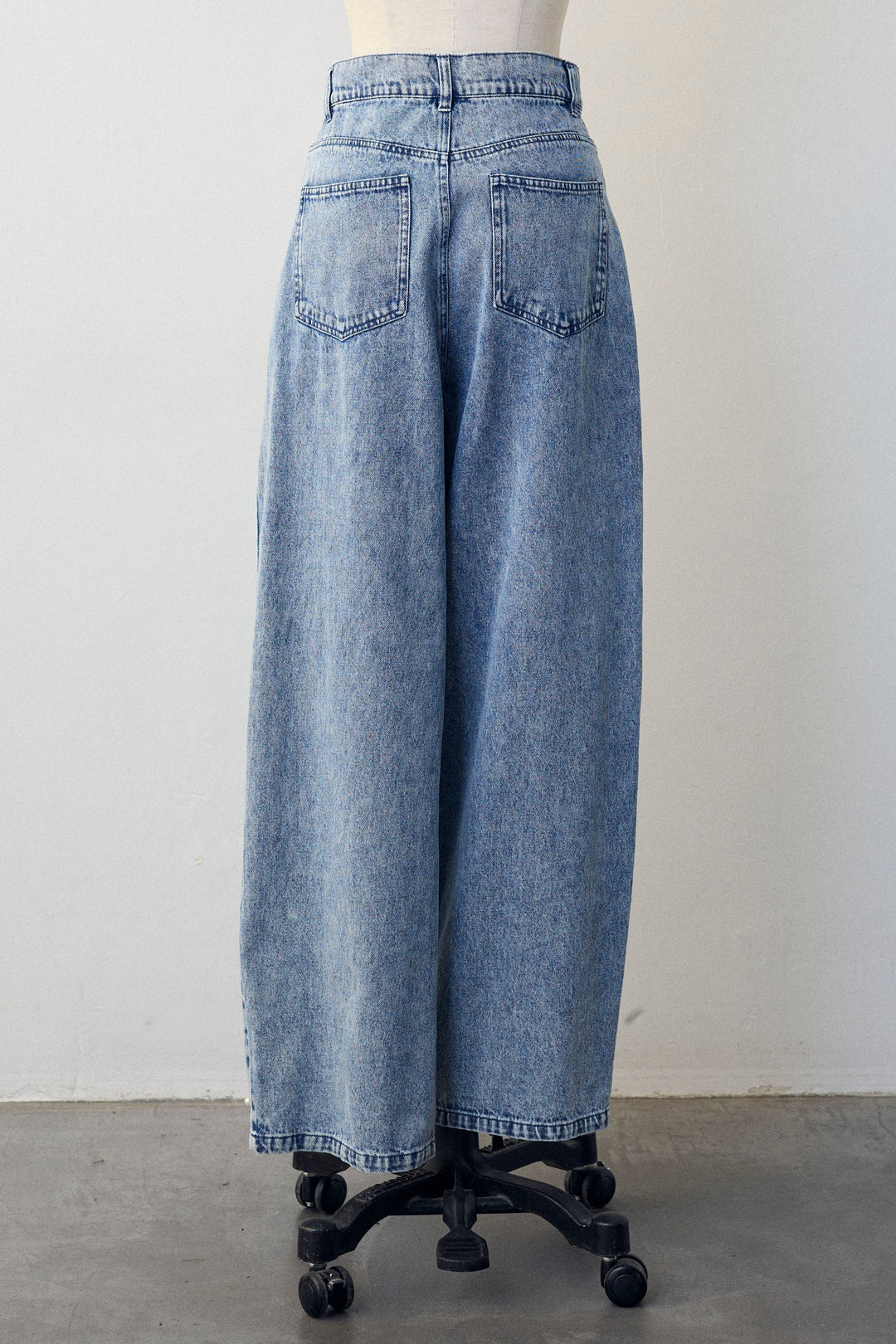 [予約]パールスタッズストレートハイウエストデニム