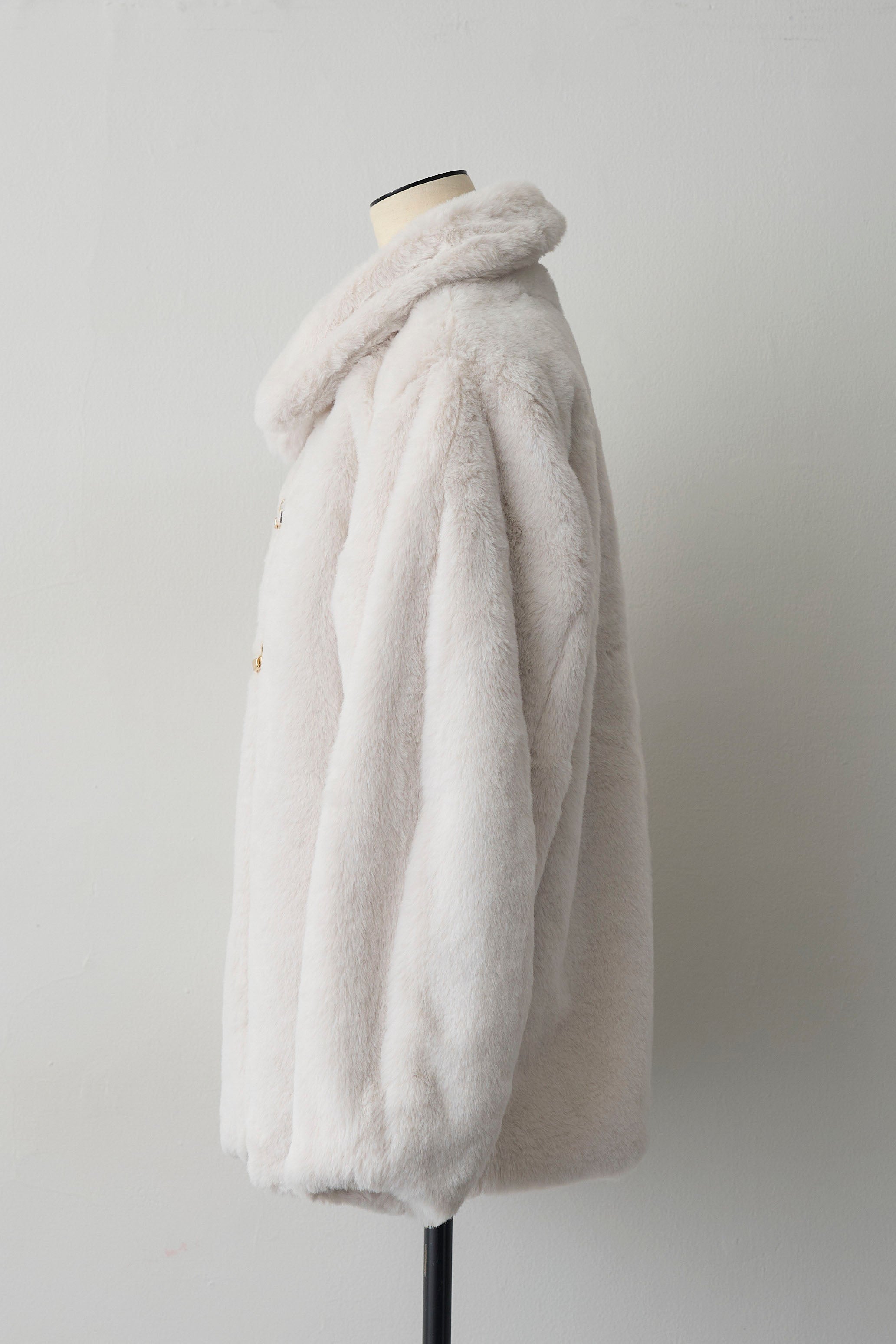 frene コート 予約]ビット付きフェイクファーコート – Frene