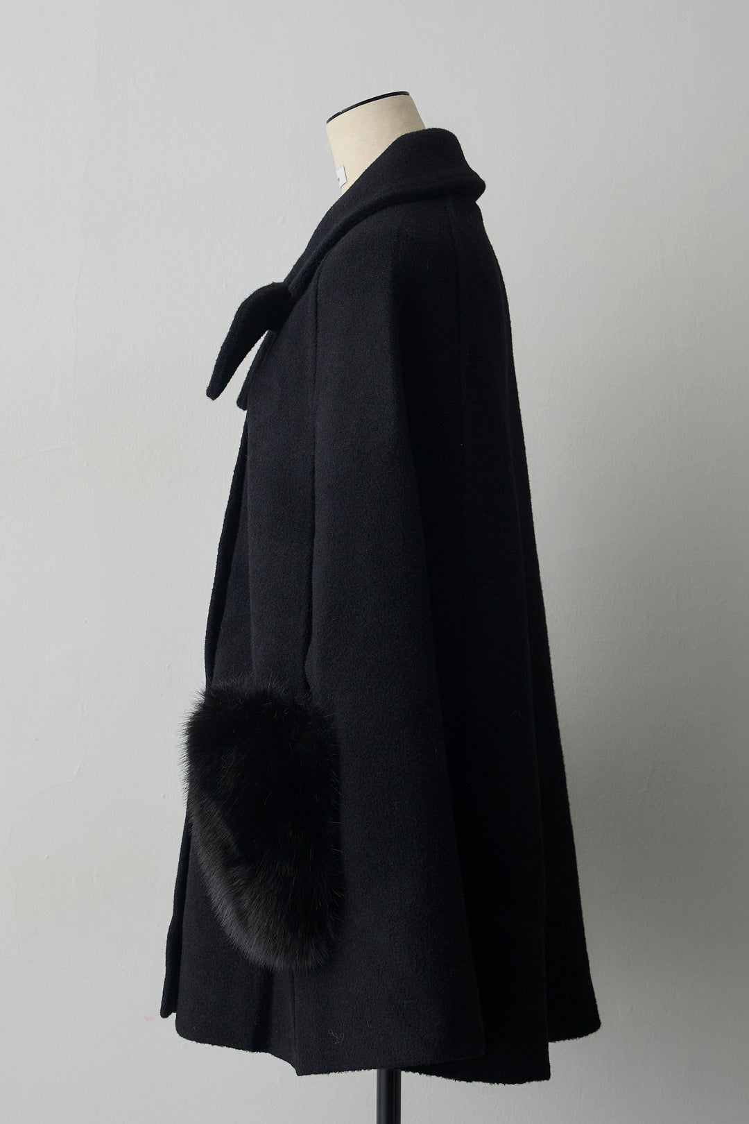 [予約]ウールタッチファーポケットポンチョコート