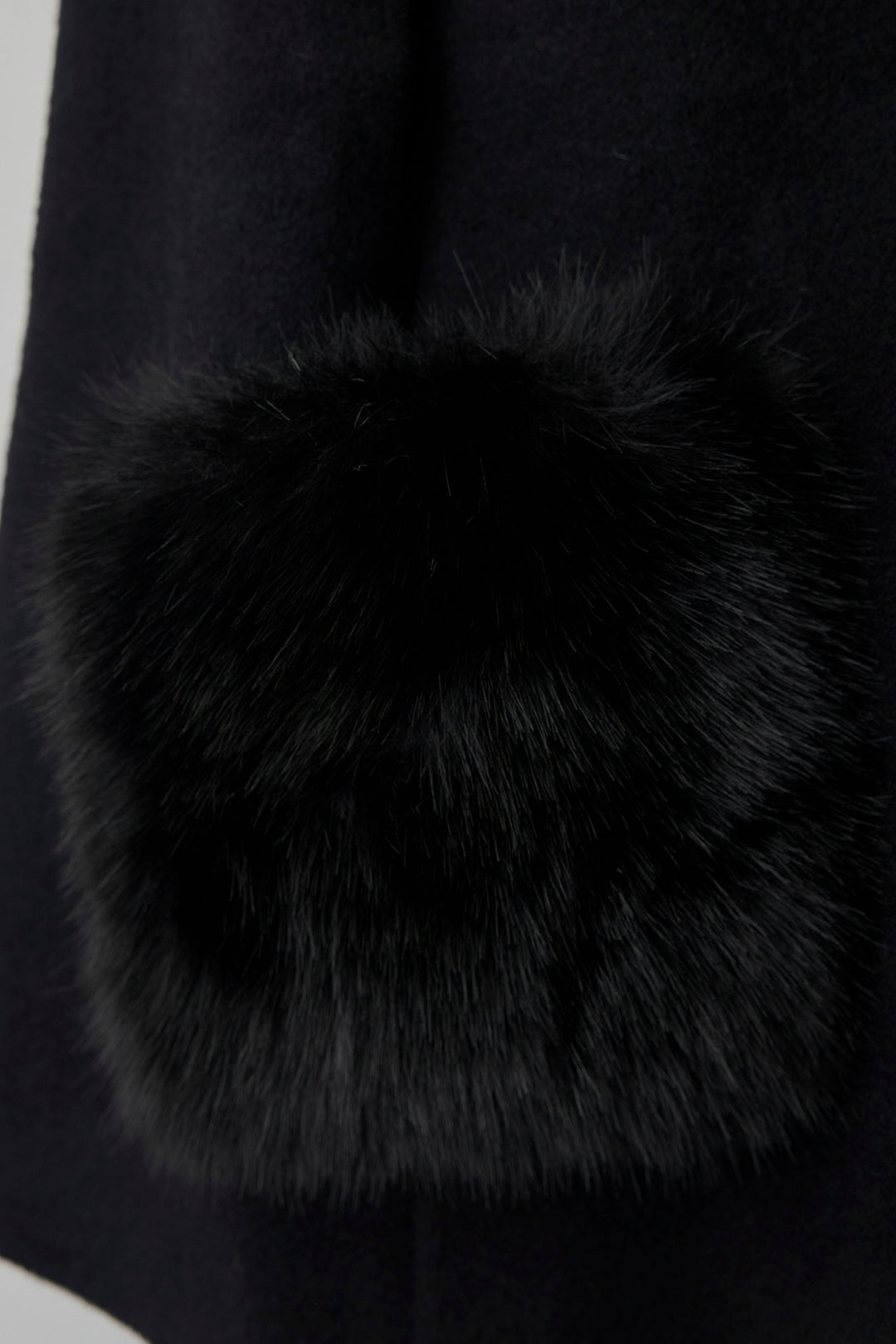 [予約]ウールタッチファーポケットポンチョコート