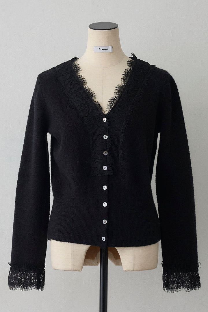 [予約]レースVラインボタンニット