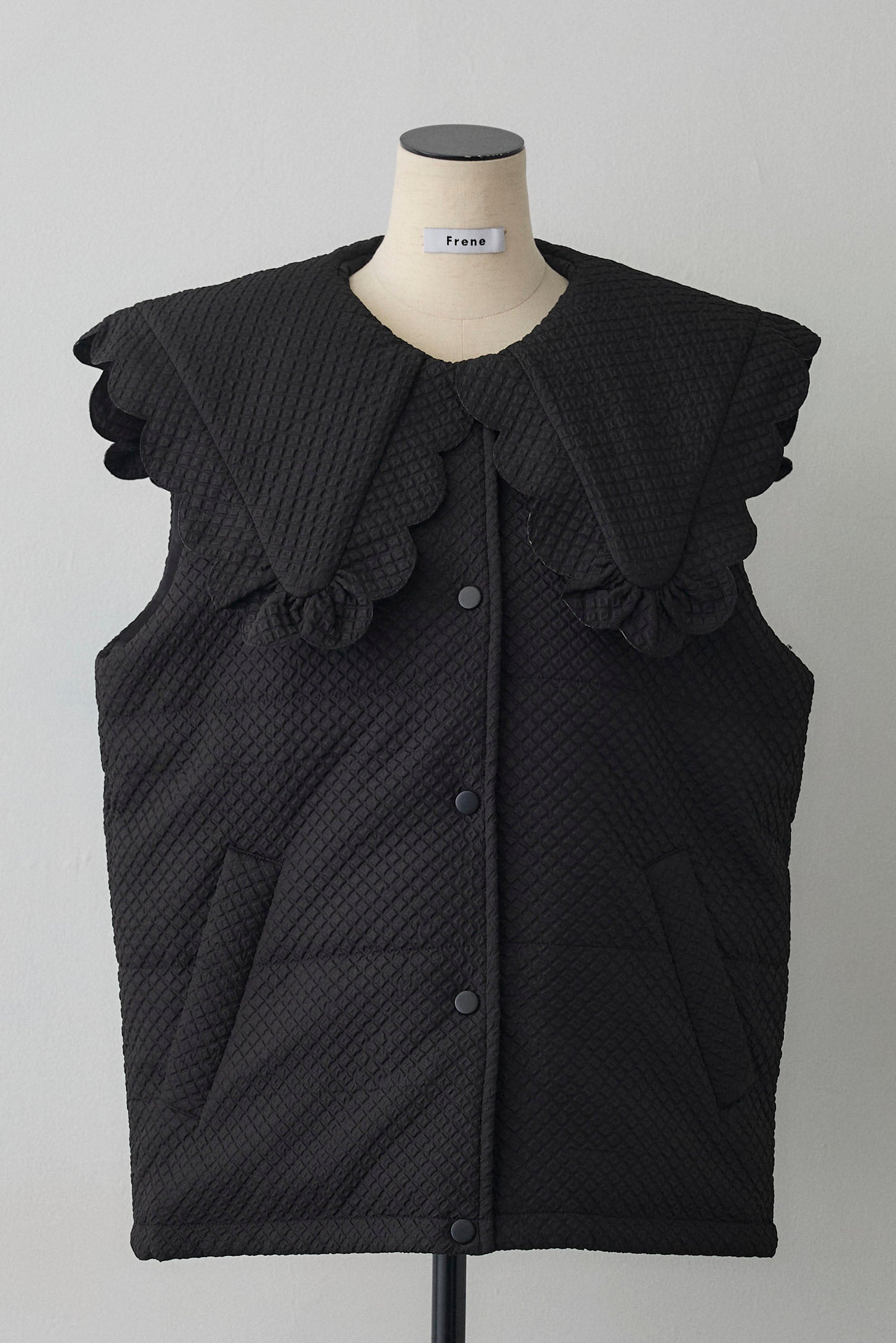 ENFOLD シアースカラップベスト ブラック ENFOLD エンフォルドスカラップベストブラック38