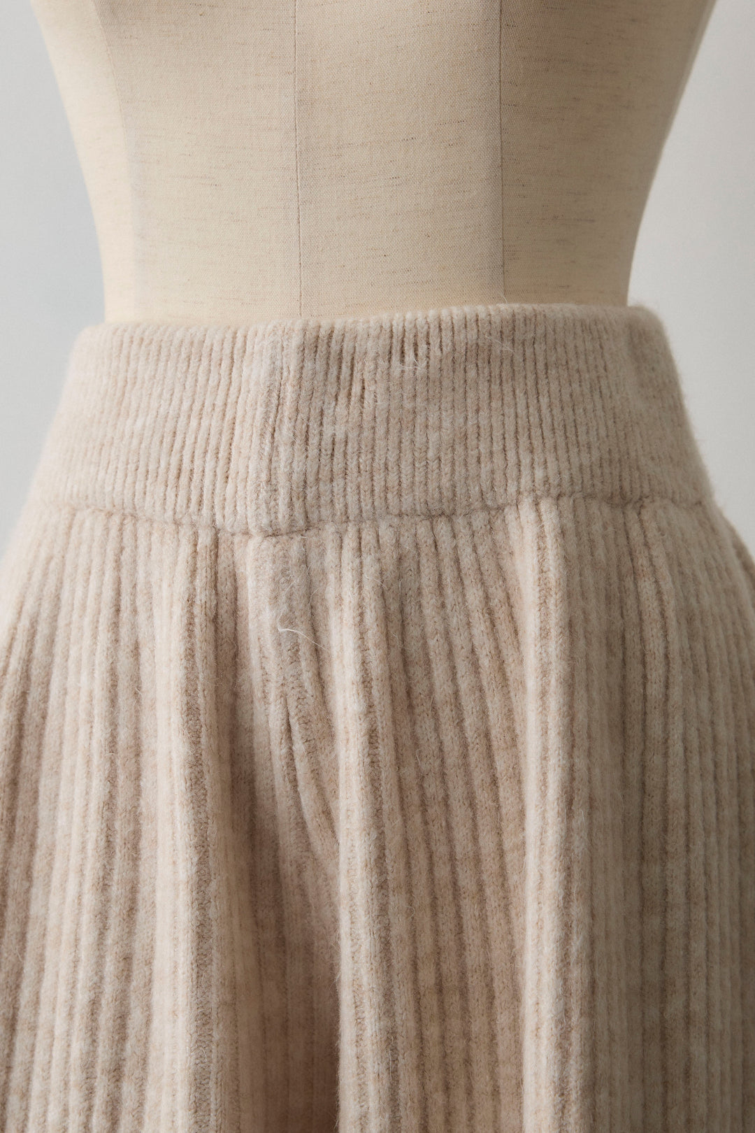 [予約]フロントフリル美ラインニットセットアップ