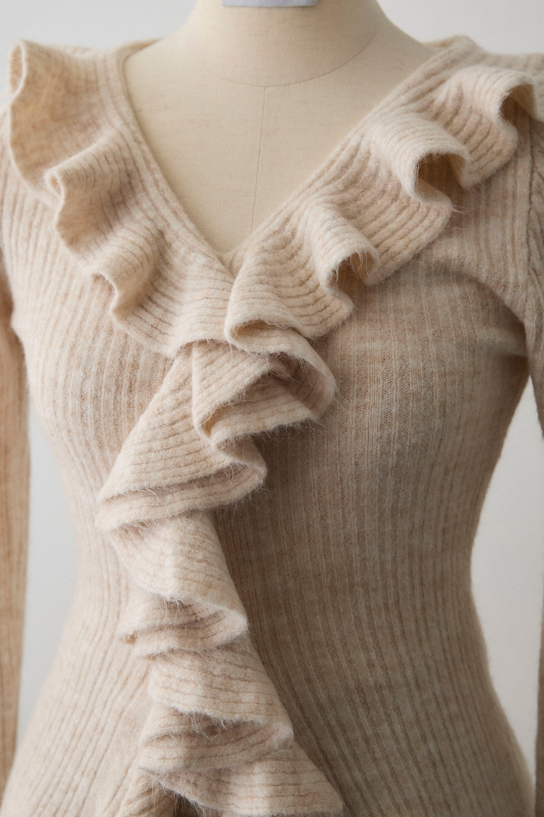 [予約]フロントフリル美ラインニットセットアップ