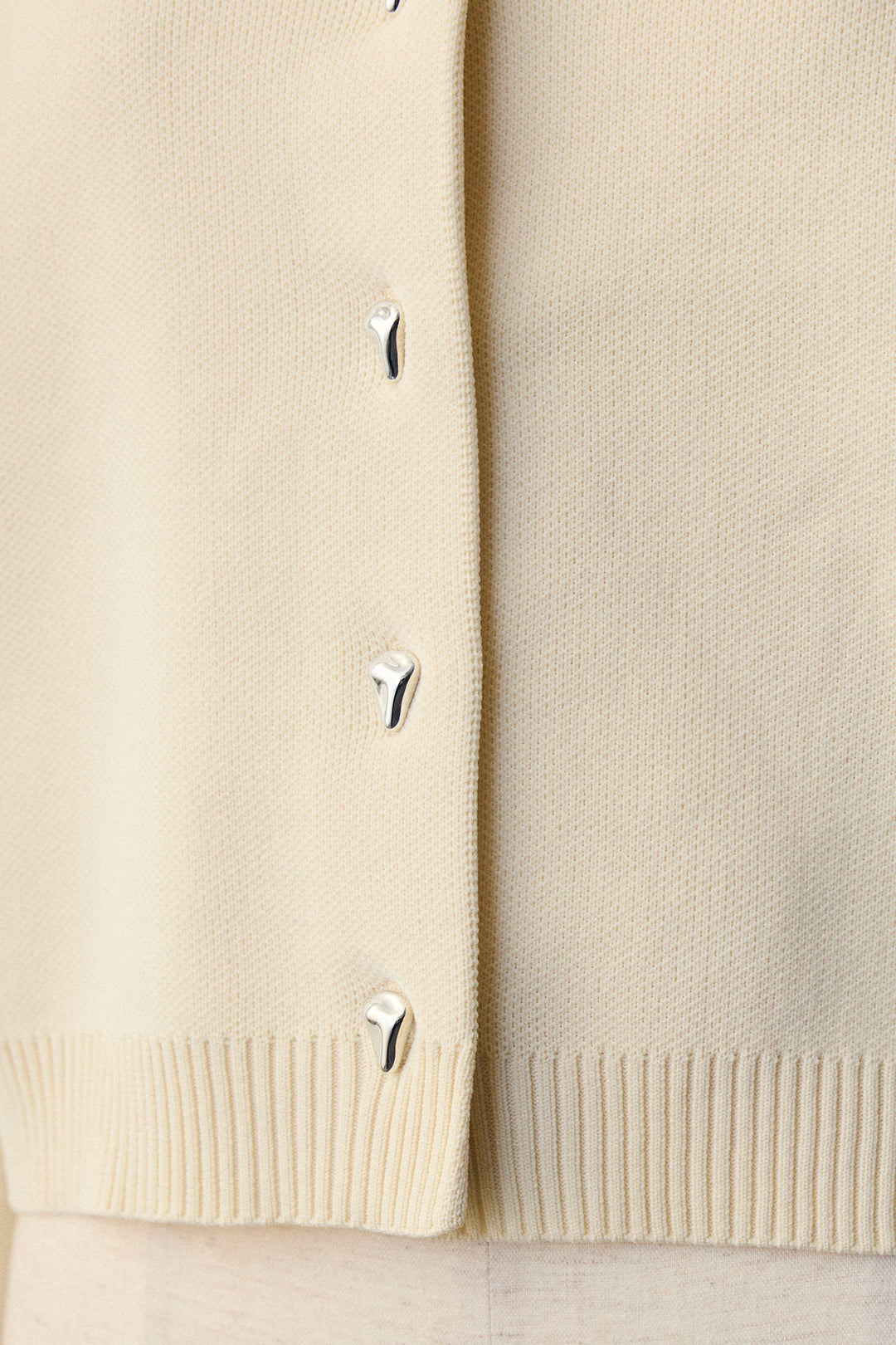 [予約]メタルボタンベーシックカーデ