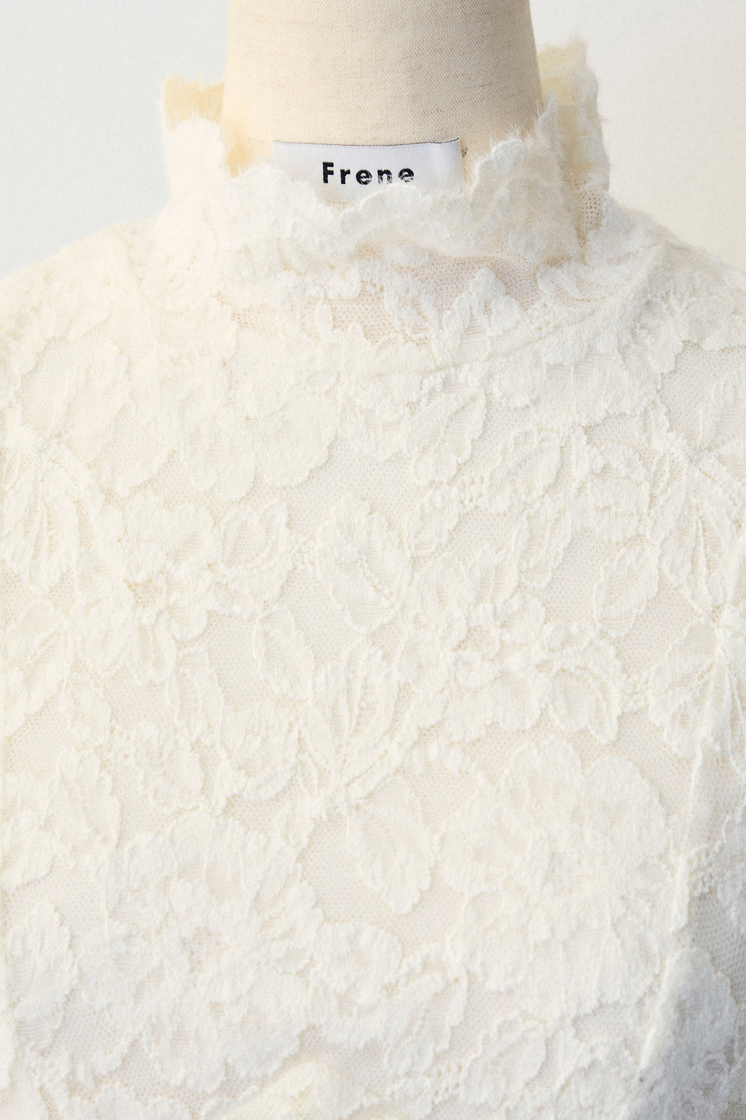 [予約]クラシカルレースハイネックトップス