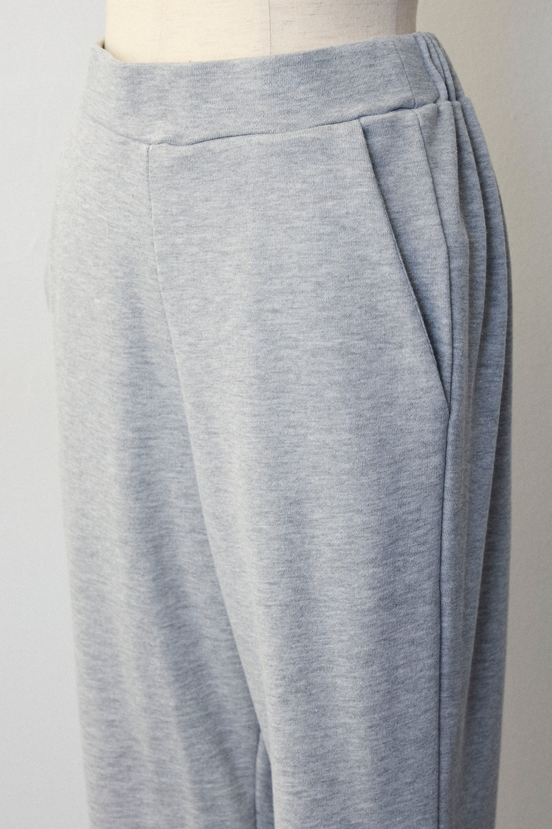 [予約]ライトスウェット美ラインジョガーパンツ