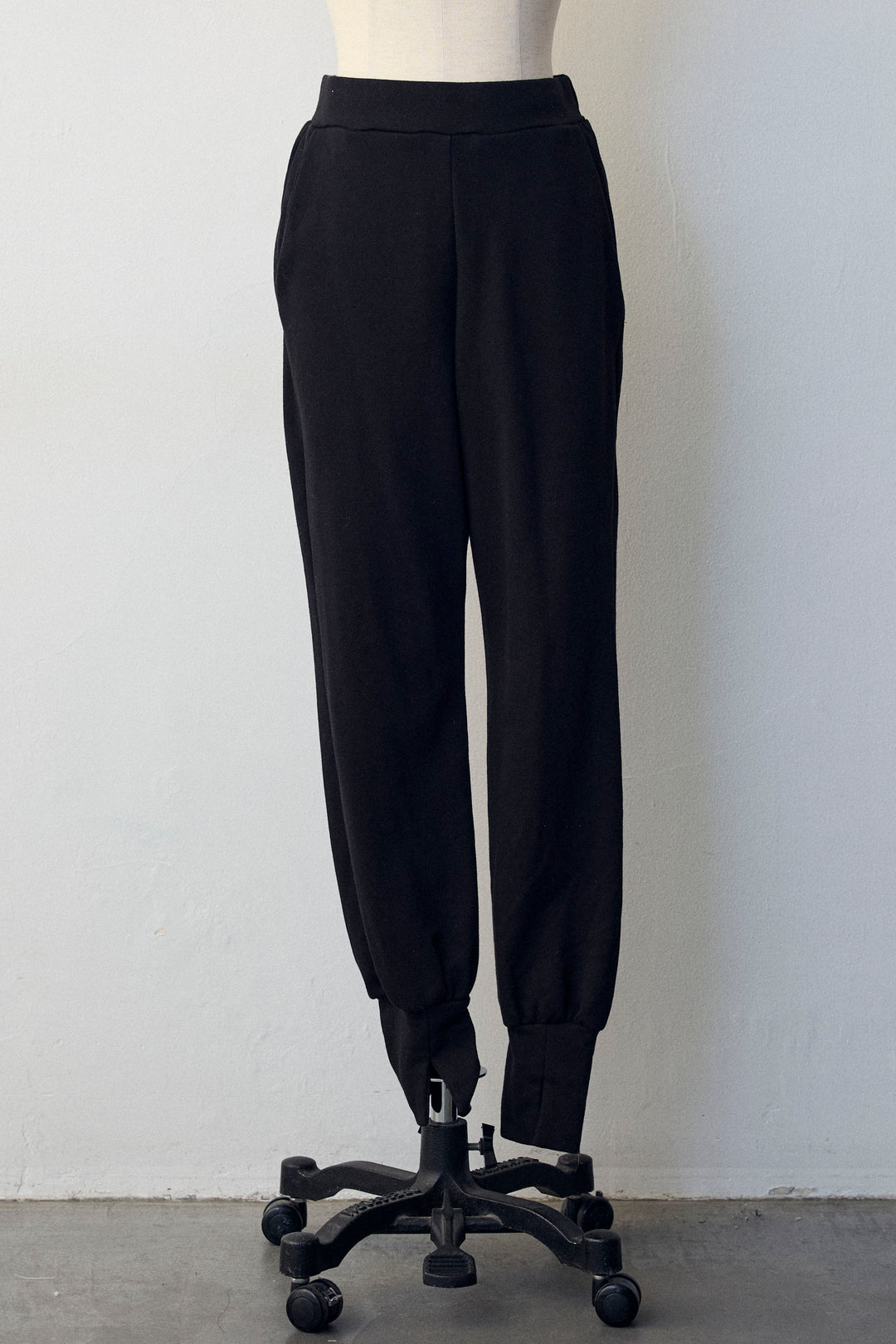 [予約]ライトスウェット美ラインジョガーパンツ